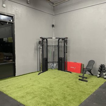 CrossFit 1904 - Cable machine - Interval Training Gyms Near Me - San Diego, California CrossFit 1904 - Cable machine - Interval Training Gyms Near Me - San Diego, California