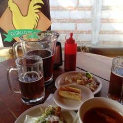 El Gallo de Oro - Beer
