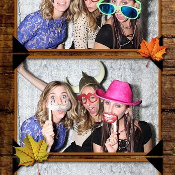 In A Flash Photobooths - Photo Booth Rentals Near Me
