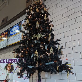 Karla Bakery - Halloween Christmas tree - Breakfast & Brunch Near Me - Olympia Heights, Florida
