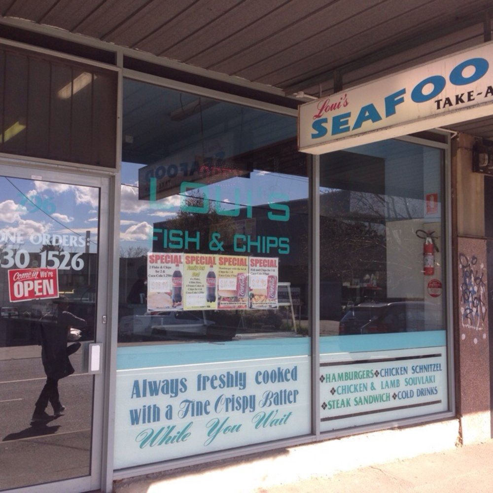 Loui's Seafood - Restaurants Near Me - Melbourne, VIC
