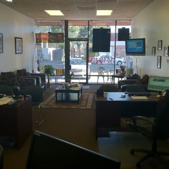 Bail Hotline Bail Bonds - Inside View 1 Vista, CA - Bail Bondsmen Near Me - Vista, California Bail Hotline Bail Bonds - Inside View 1 Vista, CA - Bail Bondsmen Near Me - Vista, California