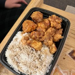 Fuji Jade Garden & My Thai - S7. General Tso's