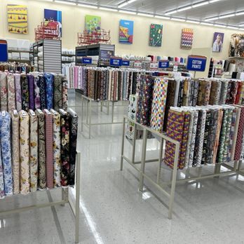 Hobby Lobby - Fabrics - Home Decor Near Me - Pflugerville, Texas