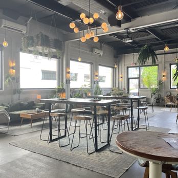 Parlor Public House - Inside seating - Coffee & Tea Near Me - Indianapolis, Indiana