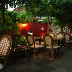 Bistro de Buik van Parijs - Terras
