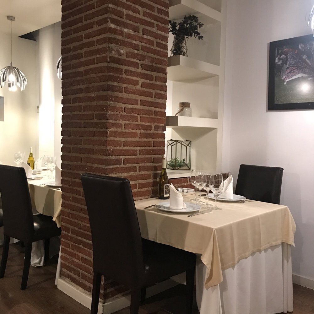 9 Reinas - Argentine Near Me - Barcelona, B 9 Reinas - Argentine Near Me - Barcelona, B