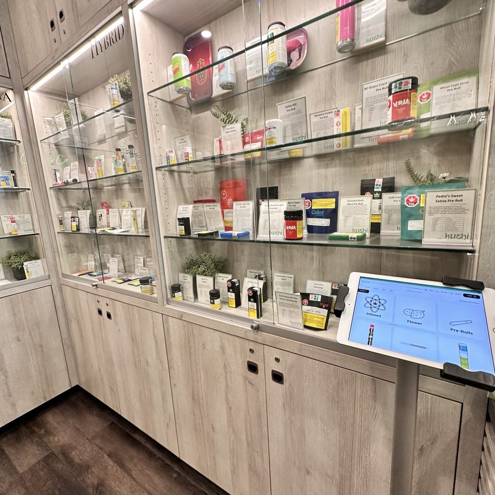 The Best 10 Head Shops near Gateway Station in Surrey, BC - Yelp