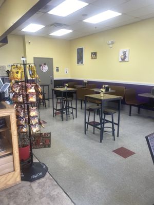 Aurora's Café and Gifts by null