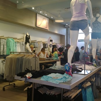 Athleta - Sports Wear Near Me - San Diego, California