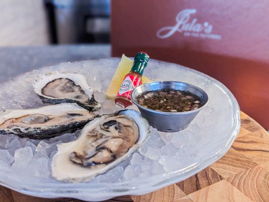 Jula's on the Potomac by null
