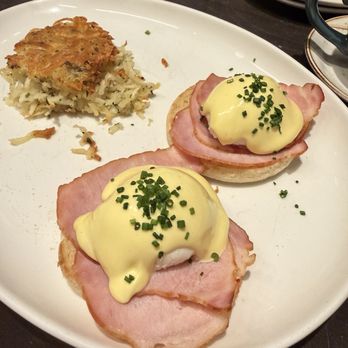 The Henry - Eggs Benedict- eggs were poached perfectly - American Near Me - Las Vegas, Nevada The Henry - Eggs Benedict- eggs were poached perfectly - American Near Me - Las Vegas, Nevada