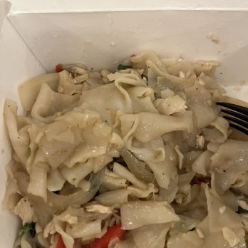 Kati Thai Cuisine - Pad kee mao - Thai Near Me - New York, New York Kati Thai Cuisine - Pad kee mao - Thai Near Me - New York, New York