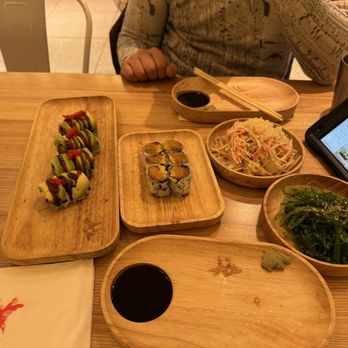 Akino - Sushi Bars Near Me - Flushing, New York Akino - Sushi Bars Near Me - Flushing, New York
