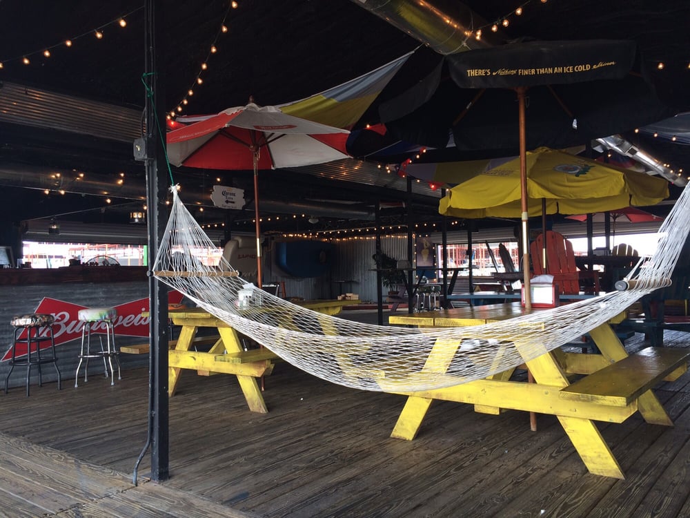 CAPTAIN JOHN’S CLOSED 400 1/2 Lakeshore Dr, Eufaula, Oklahoma