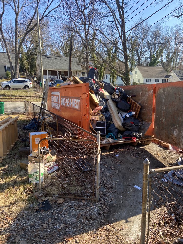 Slide of Velásquez Cleaning Company