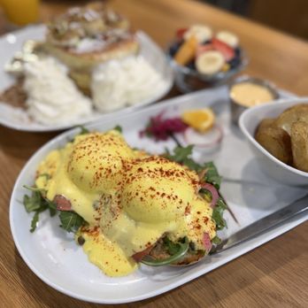 LOVELY SQUARE - Breakfast & Brunch Near Me - Sarasota, Florida LOVELY SQUARE - Breakfast & Brunch Near Me - Sarasota, Florida