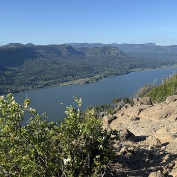 Angel's Rest Hiking Trail - Hiking Near Me - Corbett, Oregon Angel's Rest Hiking Trail - Hiking Near Me - Corbett, Oregon