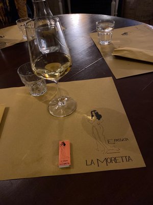È Passata la Moretta | Osteria Romana di un Tempo by null
