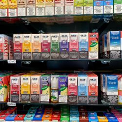 Roupik Smoke Shop - Salt-nic Vape juice:
Daze , pod-juice and the finest
Vapor shop
Vape juice
Vape shop