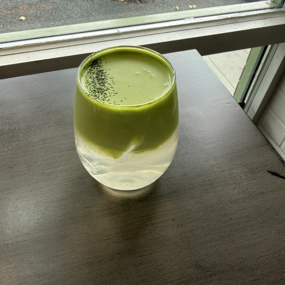 Matcha + coconut water. This was surprisingly delicious. Matcha + coconut water. This was surprisingly delicious.