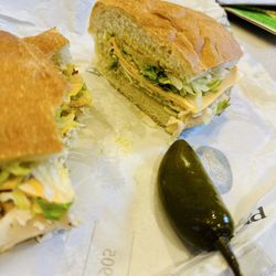 Corner Deli - Avocado & chicken