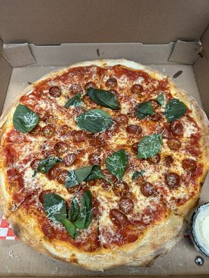 Yearling Pizza by null
