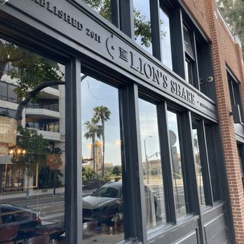 The Lion's Share - You may miss it if you aren't looking - Lounges Near Me - San Diego, California The Lion's Share - You may miss it if you aren't looking - Lounges Near Me - San Diego, California