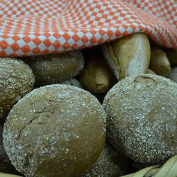 Alta Fibra - Pan de centeno y bolillo integral