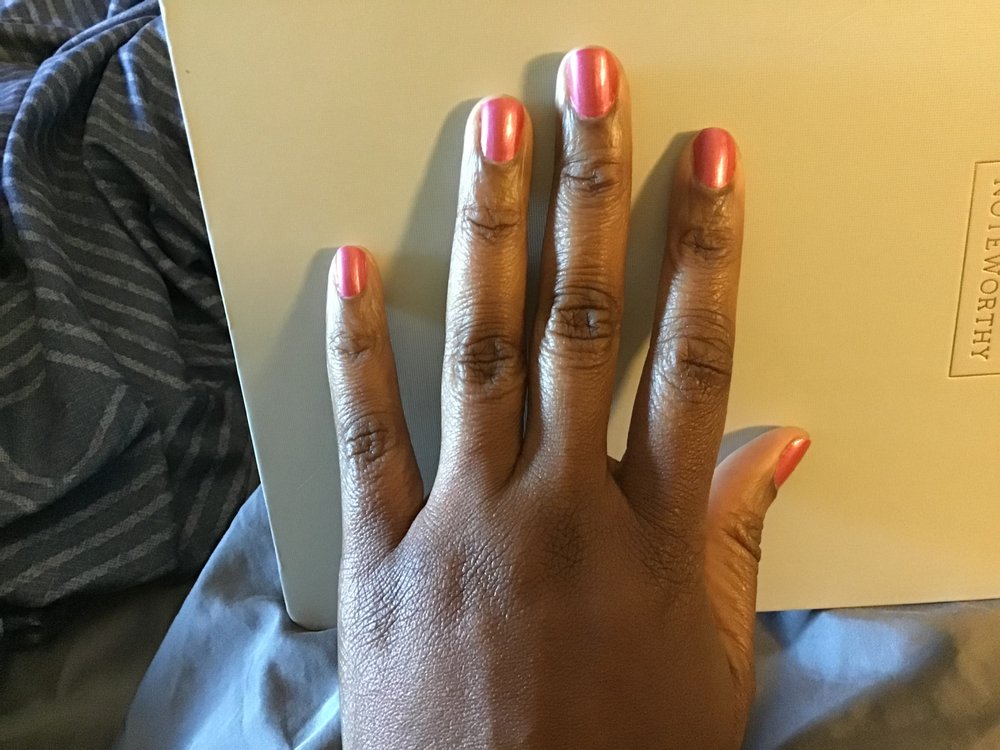 Vixen Nails and Spa Logo