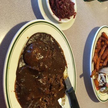 Peconic Diner - Sauerbraten - Diners Near Me - Riverhead, New York