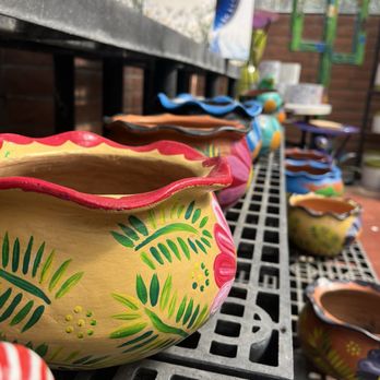 Tohono Chul - Bright beautiful hand painted pottery - Museums Near Me - Tucson, Arizona Tohono Chul - Bright beautiful hand painted pottery - Museums Near Me - Tucson, Arizona