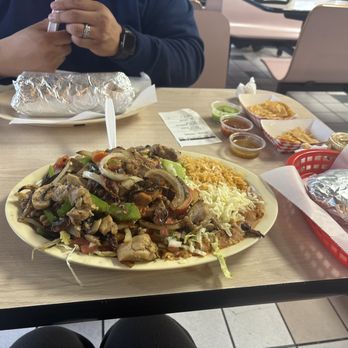 Taqueria Los Pericos - Mexican Near Me - San Leandro, California Taqueria Los Pericos - Mexican Near Me - San Leandro, California