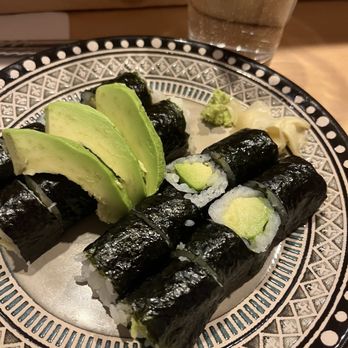 Mojo Sushi - Avocado maki - Sushi Bars Near Me - Wakefield, Massachusetts Mojo Sushi - Avocado maki - Sushi Bars Near Me - Wakefield, Massachusetts