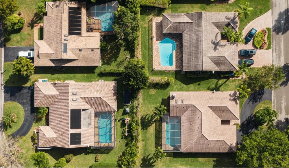 Slide of Bob & Jerry's Roofing