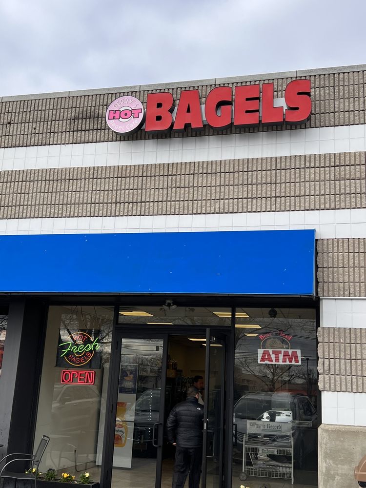 PERRY’S BAGEL CAFE Updated September 2024 46 Photos & 70 Reviews