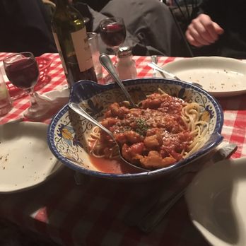 Belmont Tavern - Spaghetti with shrimp beeps - Italian Near Me - Belleville, New Jersey Belmont Tavern - Spaghetti with shrimp beeps - Italian Near Me - Belleville, New Jersey