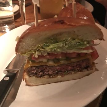 R+D Kitchen - Cheeseburger - New American Near Me - Newport Beach, California R+D Kitchen - Cheeseburger - New American Near Me - Newport Beach, California