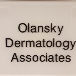OLANSKY DERMATOLOGY ASSOCIATES - 13 Photos & 97 Reviews - 3379