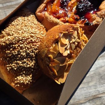 Moonbelly Bakery - Bakeries Near Me - Sacramento, California