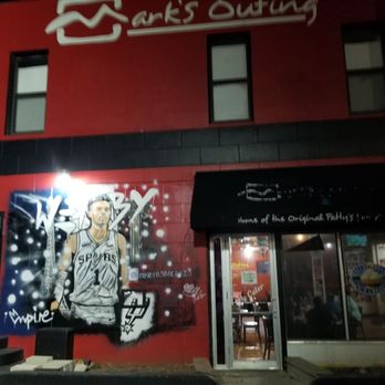 Mark's Outing - Burgers Near Me - San Antonio, Texas
