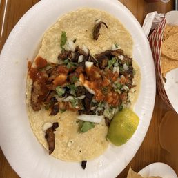 Taco al pastor a Mano Taco al pastor a Mano