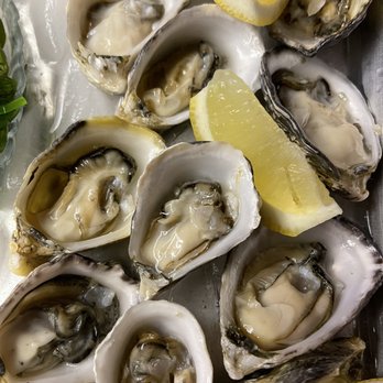 Sunh Fish - A dozen kusshi oysters - Seafood Markets Near Me - Sacramento, California Sunh Fish - A dozen kusshi oysters - Seafood Markets Near Me - Sacramento, California