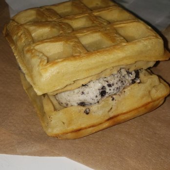 Lighthouse Ice Cream - Ice Cream & Frozen Yogurt Near Me - San Diego, California