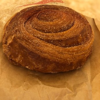 Breads Bakery - Rockefeller Center - Cinnamon roll - Bakeries Near Me - New York, New York
