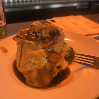 Grasshopper Pub - Gastropubs Near Me - Sunshine Coast A, British Columbia Grasshopper Pub - Gastropubs Near Me - Sunshine Coast A, British Columbia