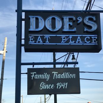 Doe’s Eat Place - Jackson - the sign - Steakhouses Near Me - Jackson, Tennessee