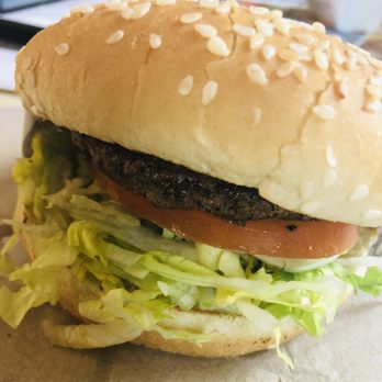 Habit Burger & Grill - Classic Charburger - Salad Near Me - Boca Raton, Florida
