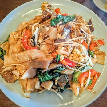 Capital Noodle Bar - Pad see ew - Noodles Near Me - Costa Mesa, California Capital Noodle Bar - Pad see ew - Noodles Near Me - Costa Mesa, California