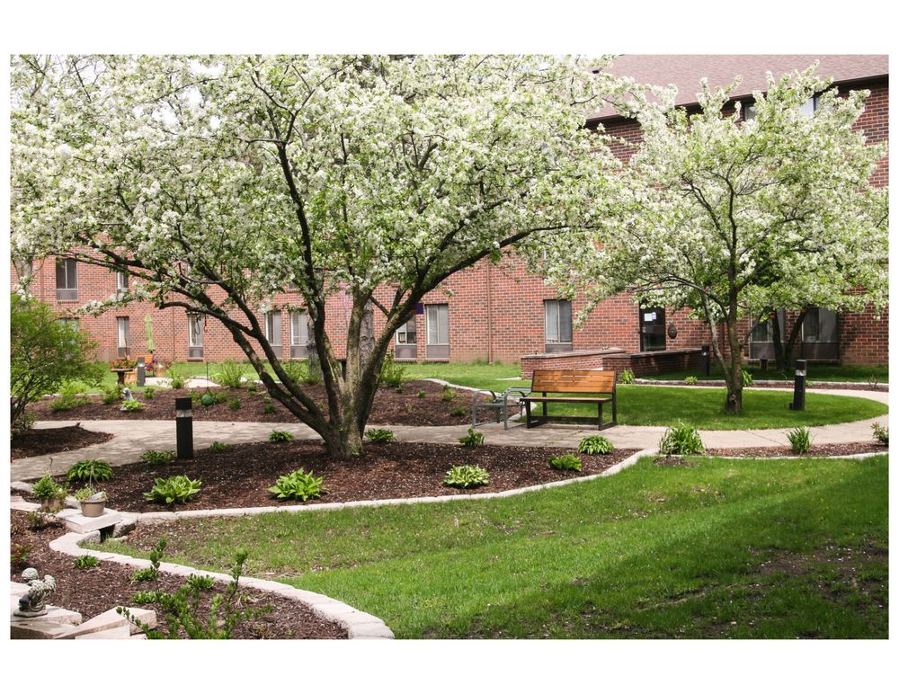 INDEPENDENCE VILLAGE ROCKFORD 3655 N Alpine Rd, Rockford, Illinois